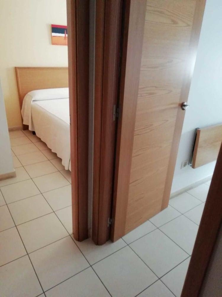 Pension Residencia Caola Arteixo Exterior photo